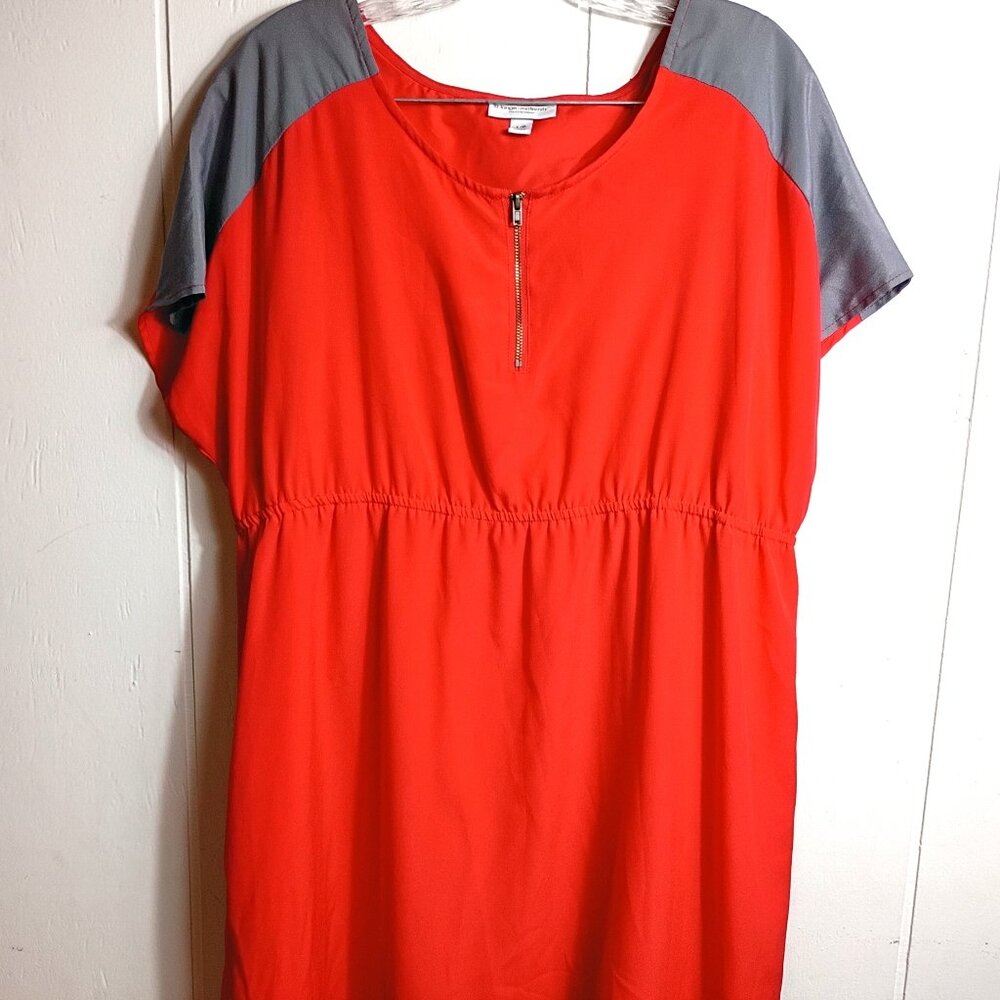 Liz Lange Maternity Red Gray Short Sleeve High Low Dress Zip Up Colorblock Large